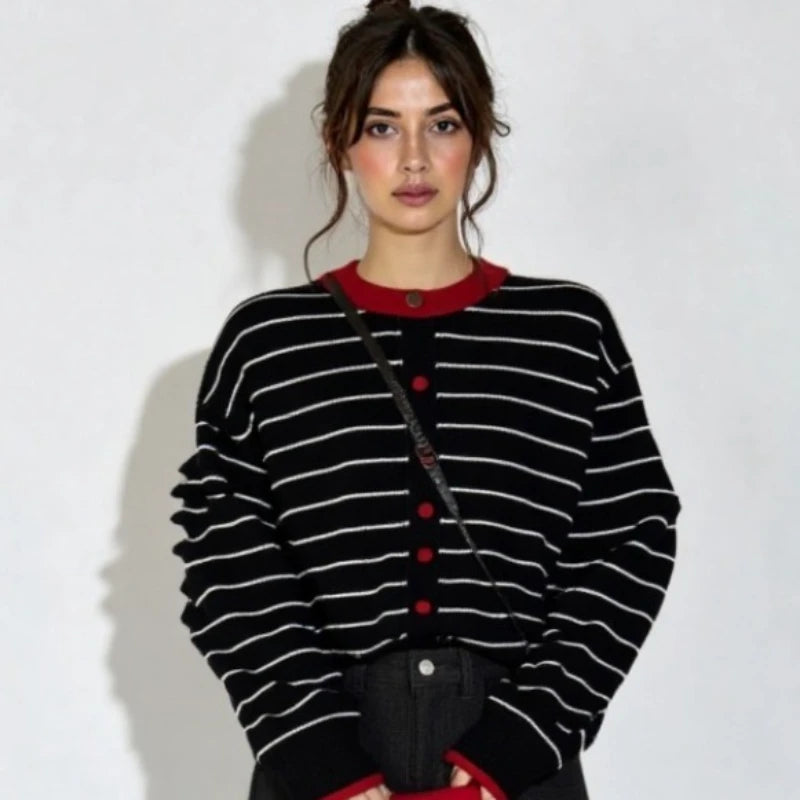 Autumn and Winter New Fashion Women's Clothing Striped Crew Neck Long Sleeved Sweater Elegant and Casual Top Soft Knitwear